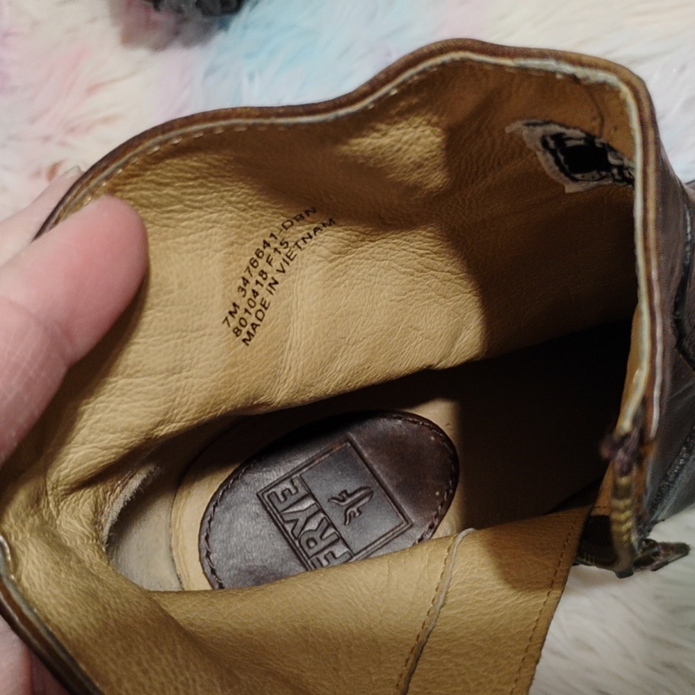 SALE! Frye Patty Artisan Zip Up Boots Sz.7M Gently Worn (#8 CRATE) - Picture 15 of 16